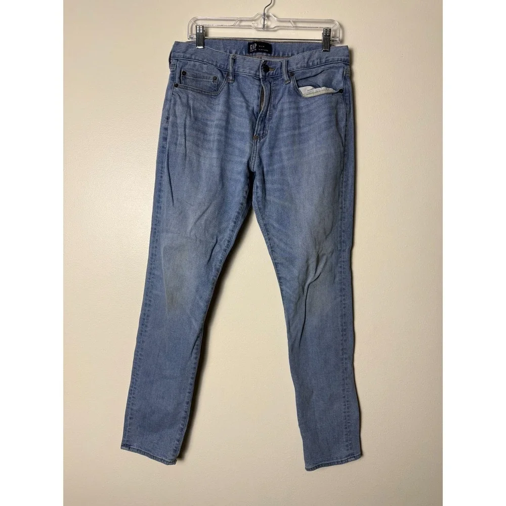 Gap Light Wash Slim Fit Straight Leg‎ Mens 32x32 (34x32) Casual Denim Jeans